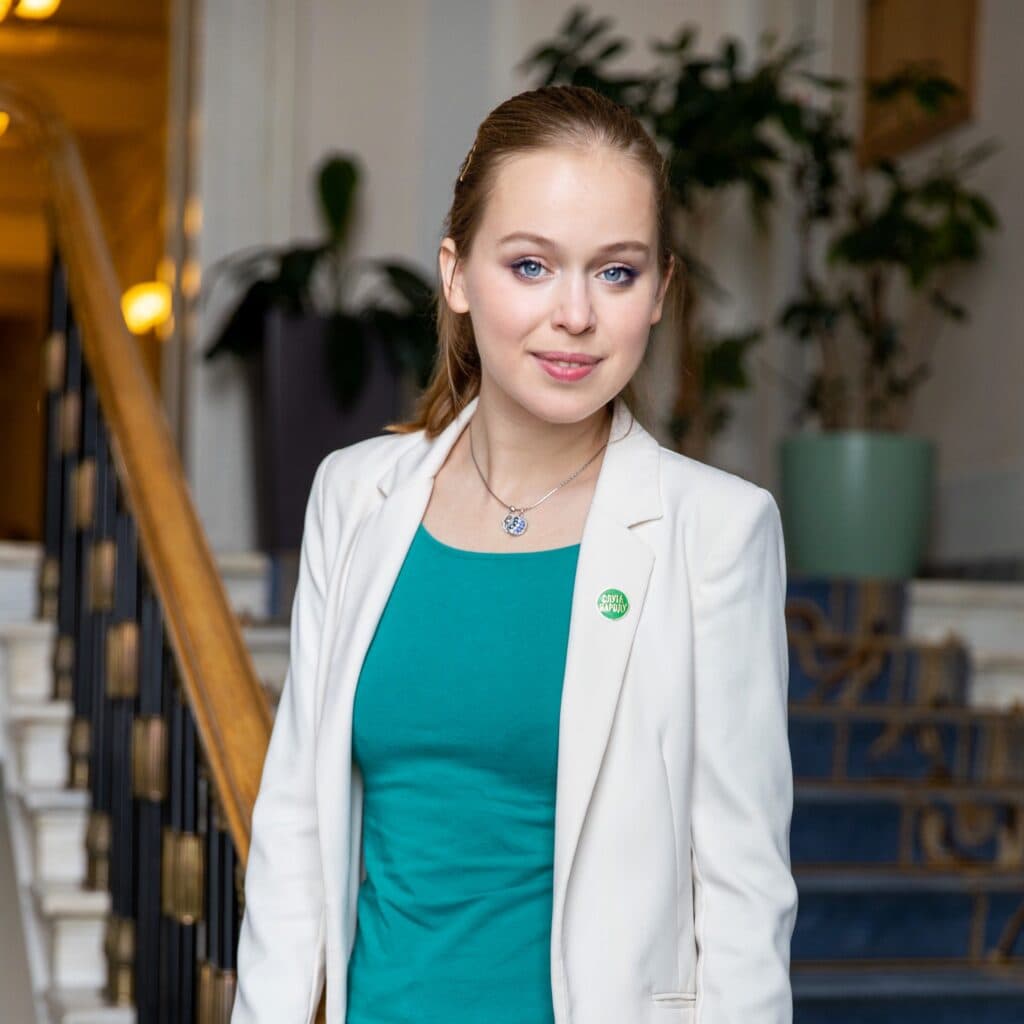 “ის მიხეილ სააკაშვილზე არანაკლები ავანტიურისტია” – ხათუნა ხოფერია ლიზა იასკოზე - image 3