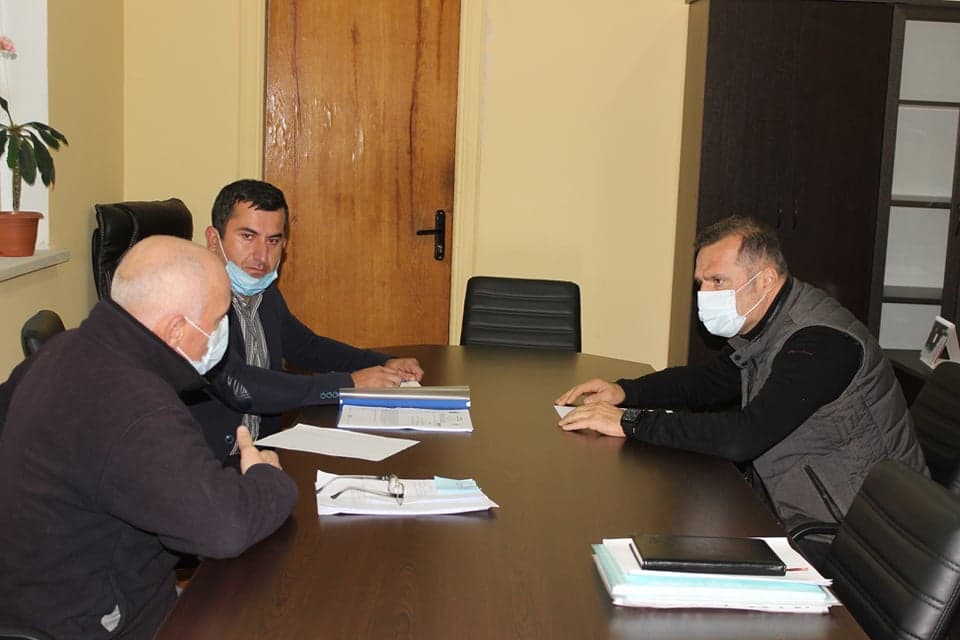 წალენჯიხის მუნიციპალიტეტის მერმა სამუშაო შეხვედრები გამართა - image 3