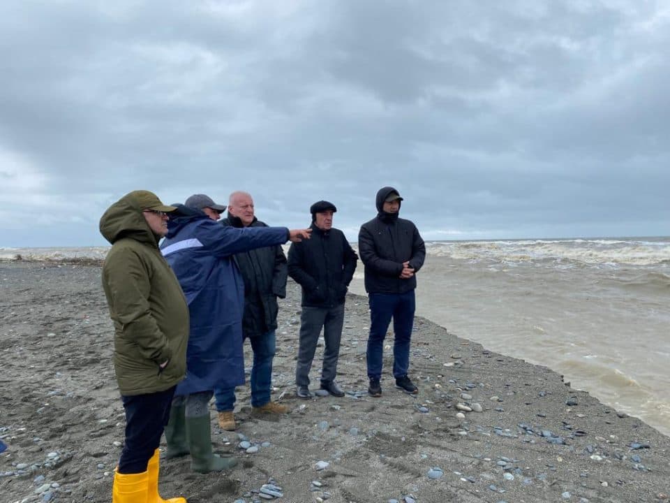 შტორმმა ანაკლიასა და განმუხურში საზღვაო ინფრასტრუქტურა დააზიანა