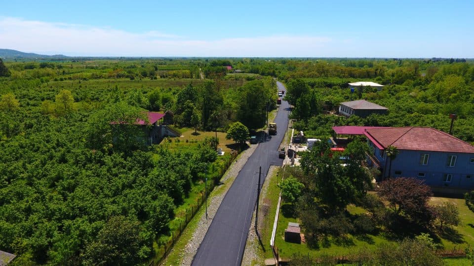 ზუგდიდში რეგიონებში განსახორციელებელი პროეტების ფონდის დაფინანსებით ამ დროისთვის 16 პროექტი მიმდინარეობს