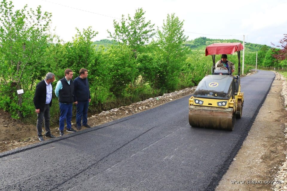 სენაკის მერი ნოქალაქევში მიმდინარე სამუშაოებს გაეცნო და ადგილობრივ მოსახლეობას შეხვდა