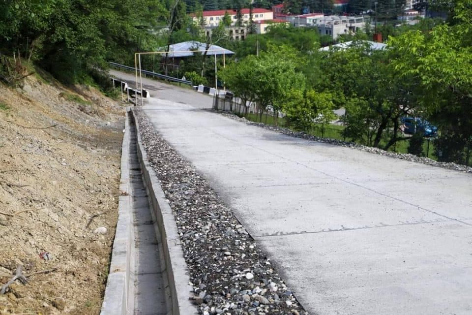 მარტვილის ქუჩაზე გზის რეაბილიტაცია დასრულდა