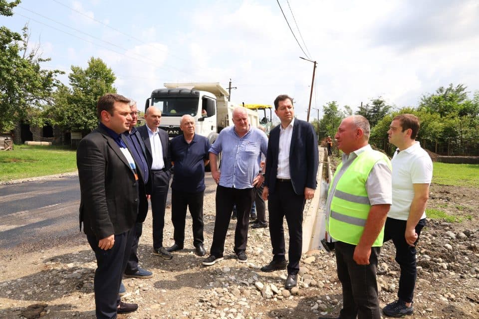 სენაკში ე.წ. სამხედრო ქალაქში ახალი საგზაო ინფრასტრუქტურა და სანიაღვრე სისტემა მოეწყო