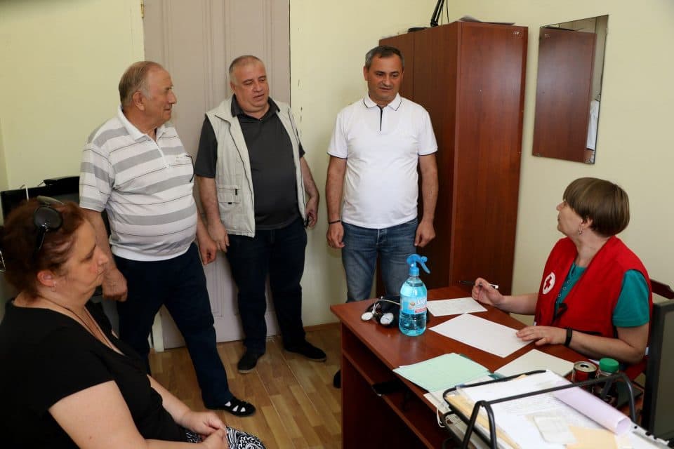 სენაკის კვების ცენტრის ბენეფიციარებს უფასო სამედიცინო გამოკვლევები ჩაუტარდათ