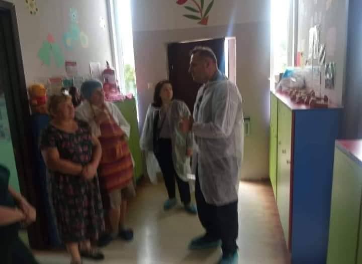 წალენჯიხის მერი კონფლიქტისპირა ზონაში საბავშვო ბაღში არსებულ მდგომარეობას ადგილზე გაეცნო