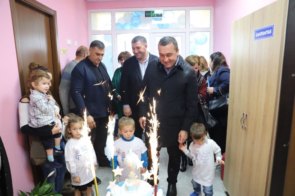 მარტვილის სოფელ ნოღაში ახალი საბავშვო ბაღი გაიხსნა - image 2