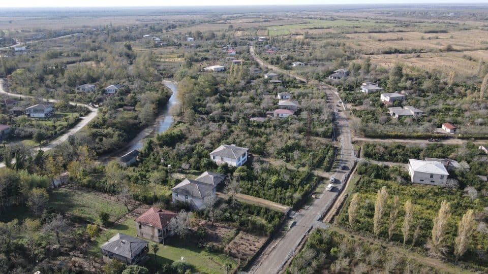 პირველ მაისში გზის რეაბილიტაცია მიმდინარეობს