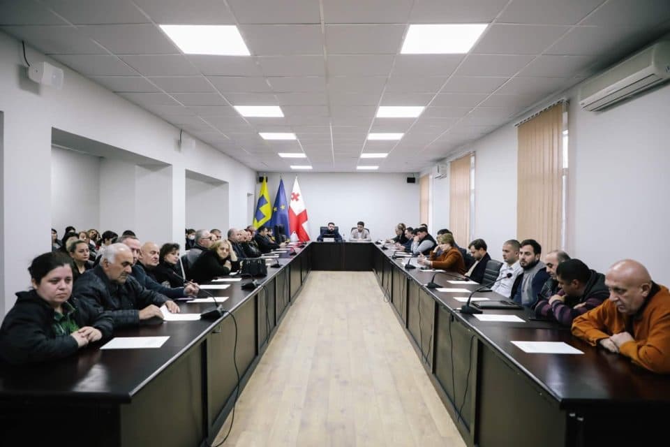 ფოთში 2023 წლის ბიუჯეტის საჯარო განხილვა გაიმართა