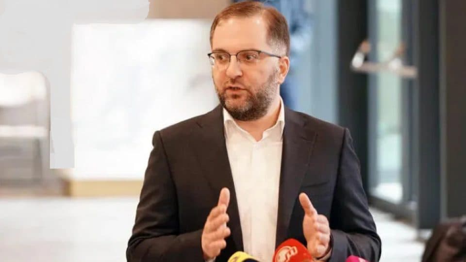 აკაკი მინაშვილი – ვტოვებ „ნაციონალური მოძრაობის“ პოლიტიკური მდივნის და პოლიტიკური საბჭოს თავმჯდომარის პოსტებს – ვდისტანცირდები