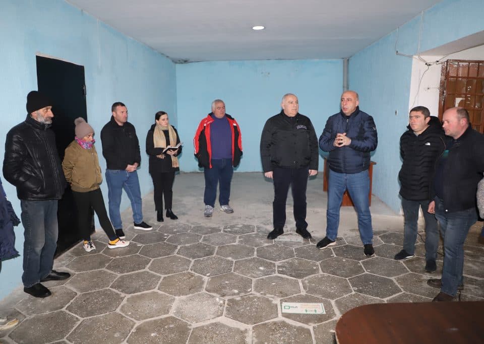 ზუგდიდის მუნიციპალიტეტში, „სოფლის მხარდაჭერის პროგრამის“ ფარგლებში, განსახორციელებელი პრიორიტეტული პროექტების გამოსავლენად დასახლების საერთო კრება და მოსახლეობასთან კონსულტაციები გრძელდება