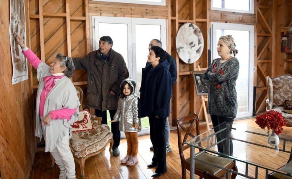 კულტურის მინისტრი სამეგრელოში მიურატების ოჯახს ეწვია