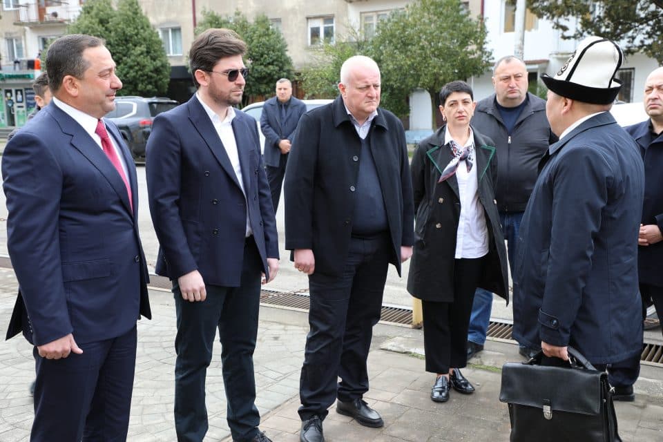 ფოთში, ყირგიზეთის რესპუბლიკის საპატიო საკონსულო გაიხსნა