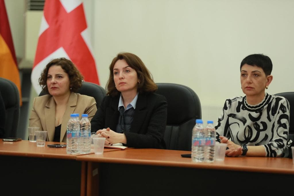 შეხვედრა სამეგრელო ზემო-სვანეთში ტურიზმის სექტორის წარმომადგენლებთან - image 3