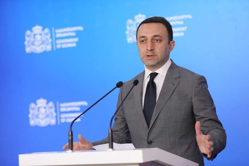 ირაკლი ღარიბაშვილი: ანარქისტული მოძრაობის წევრების გარდა აქციებზე ძალიან ბევრი გულანთებული მოსწავლეც იყო, მაგრამ არა ასეთი აგრესიულები. ისინი არ უნდა იყვნენ ამ დიდ შეთქმულებაში ჩართულნი