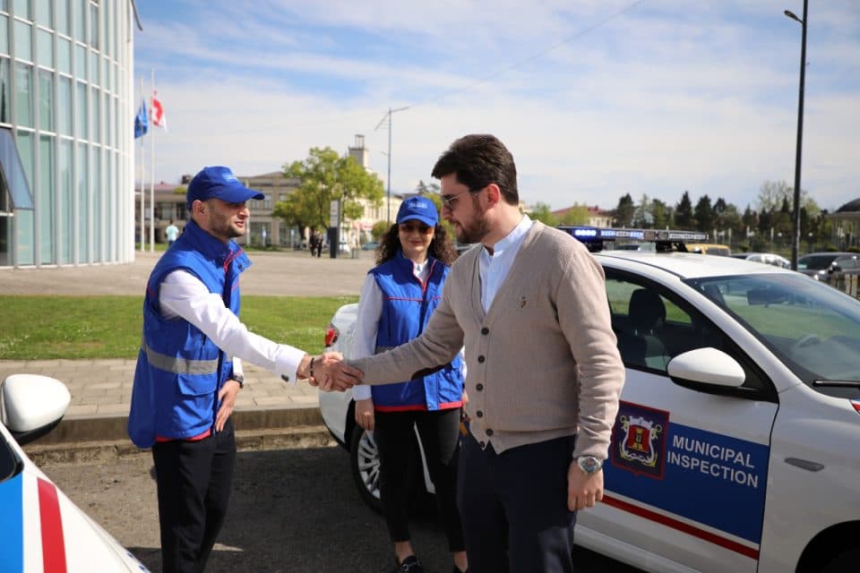 ფოთის მუნიციპალური ინსპექციის სამსახური ახალი ავტომობილებით აღიჭურვა