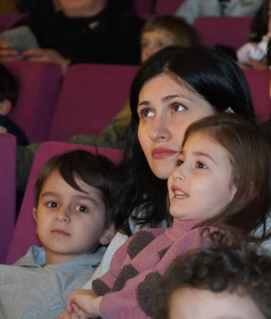 მოსწავლე-ახალგაზრდობის სასახლემ ახალი პიესა დადგა - image 2