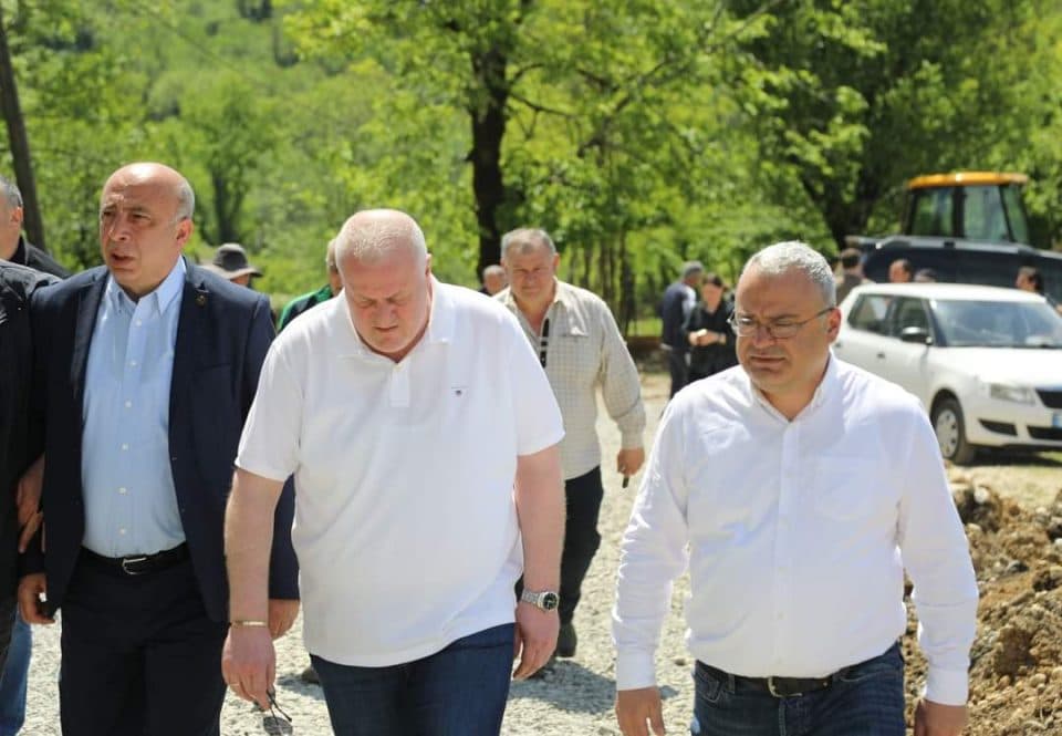 ზუგდიდის მუნიციპალიტეტში საგზაო ინფრასტრუქტურის მოწყობა აქტიურად მიმდინარეობს