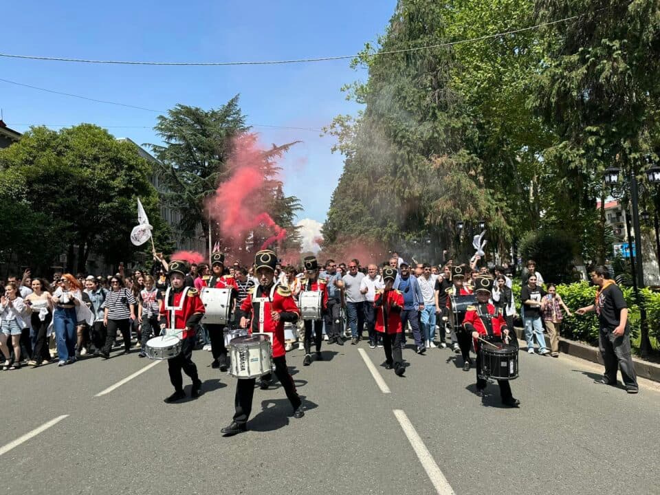 ზუგდიდში ბოლო ზარი საერთო მსვლელობით და მრავალფეროვანი ღონისძიებებით აღინიშნება