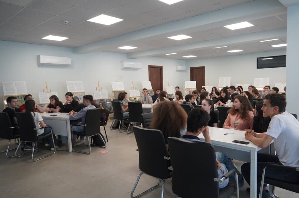 ზუგდიდის მოსწავლე-ახალგაზრდობის სასახლის ინტელექტკლუბმა ვიქტორინა-კონკურსი „იცოდე შენი კუთხის ისტორია“ ფინალი გამართა