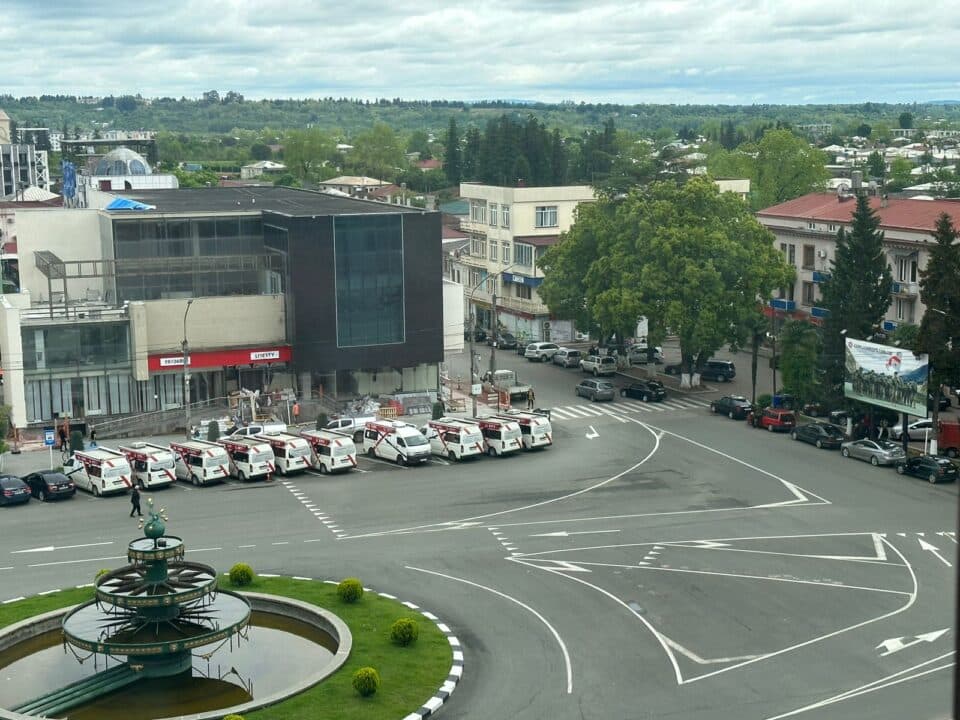 ზუგდიდში კლინიკა გულიდან ცენტრალურ მოედნამდე მოძრაობა ორმხრივი გახდა