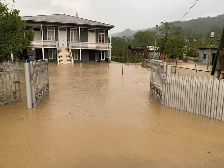 ფახულანის ადმინისტრაციულ ერთეულში სახლებში წყალი შევიდა