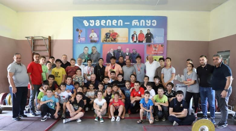 ზუგდიდელმა სპორტსმენებმა ევროპის ჩემპიონატიდან ოქროს და ვერცხლის მედლები ჩამოიტანეს