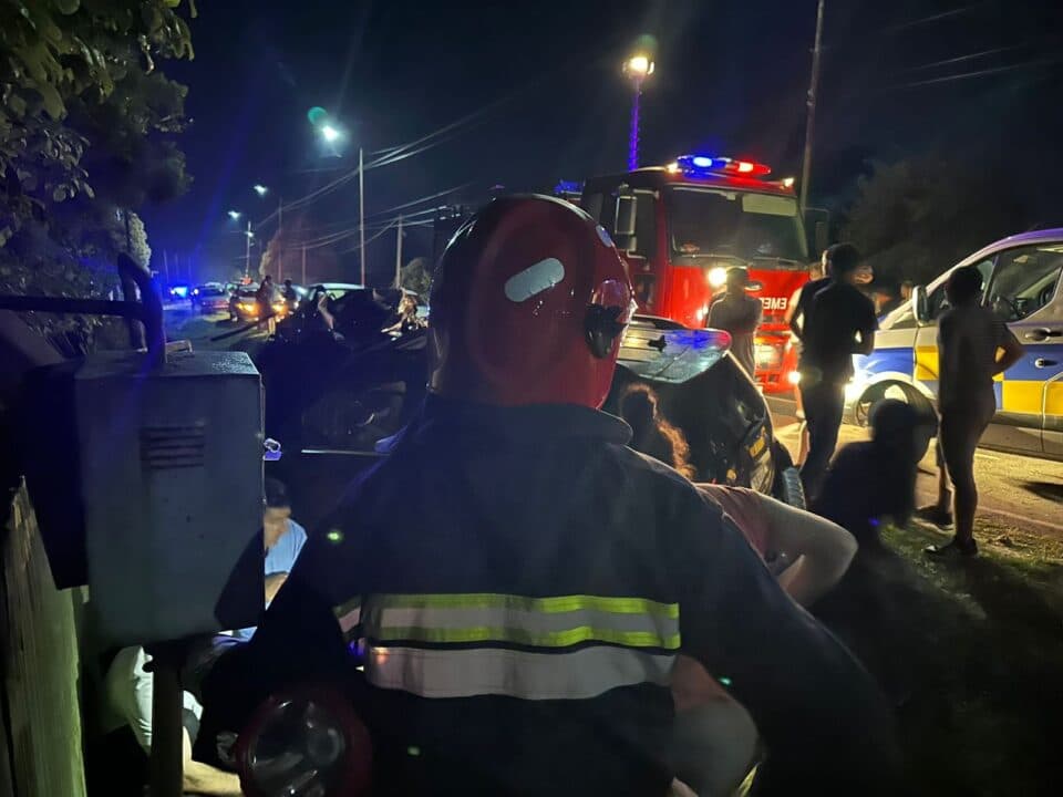 დარჩელში ავტოსაგზაო შემთხვევის შედეგად დაზიანებული ახალგაზრდების მდგომარეობა მძიმეა