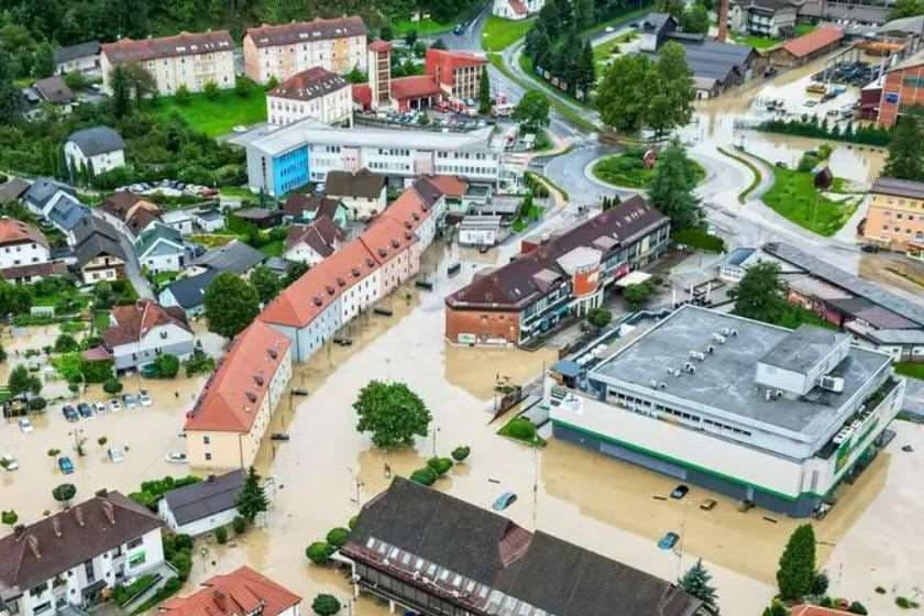 სლოვენიაში წყალდიდობის შედეგად სულ მცირე 4 ადამიანი დაიღუპა
