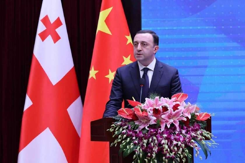 პრემიერი: 2015 წელს, პირველი ვადით პრემიერ–მინისტრობის დროს, მე დავიწყე ჩინეთთან თავისუფალი სავაჭრო შეთანხმების შესახებ მოლაპარაკებები, რისი შედეგიც დღეს ძალიან ხელშესახებია – სავაჭრო ბრუნვა 400 პროცენტით გაიზარდა