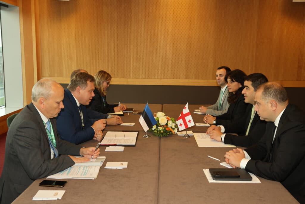 შეხვედრები ევროპელ ლიდრებთან – რას წერს ირაკლი ჩიქოვანი ევროპაში გამართულ შეხვედრებზე - image 4