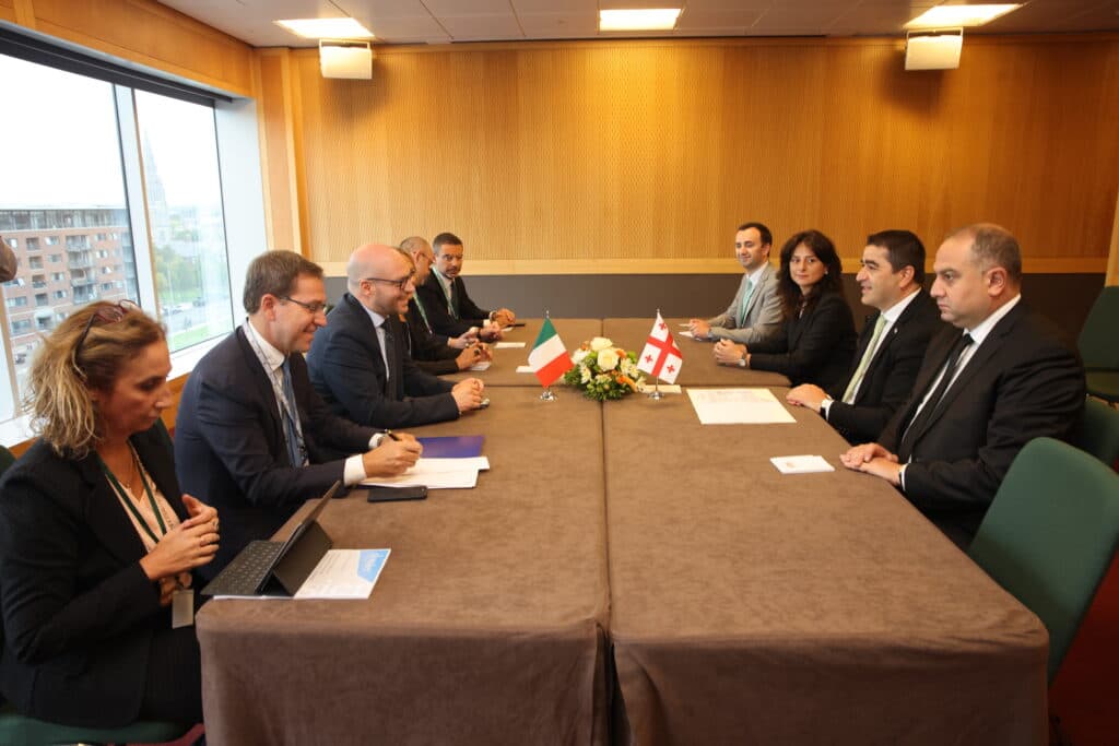 შეხვედრები ევროპელ ლიდრებთან – რას წერს ირაკლი ჩიქოვანი ევროპაში გამართულ შეხვედრებზე - image 5