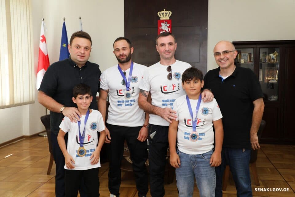 სენაკის მერი გამარჯვებულ სპორტსმენებს შეხვდა