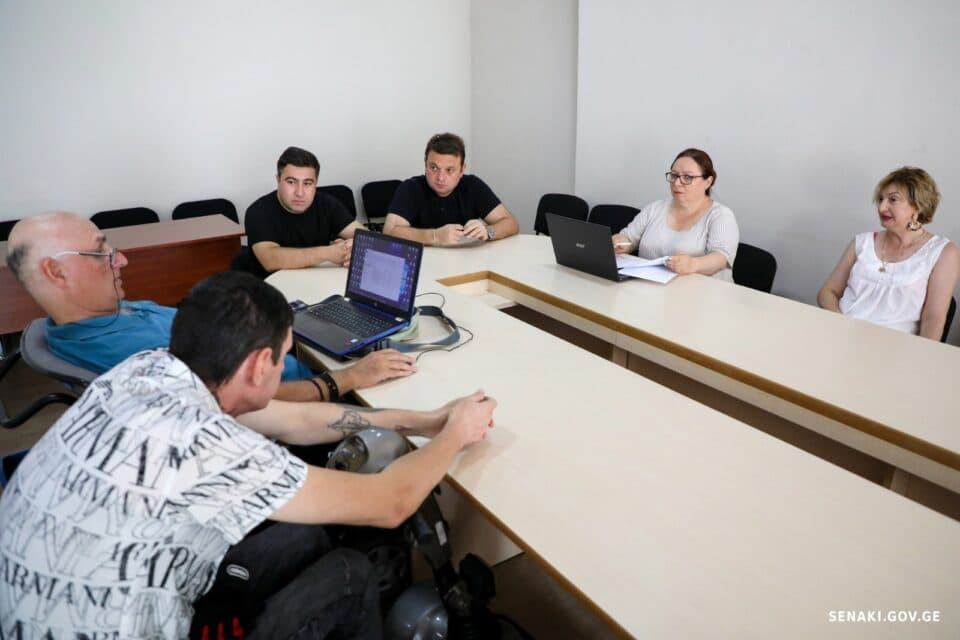 სენაკში შშმ პირთა საკითხებზე მომუშავე საბჭოს სხდომა გაიმართა