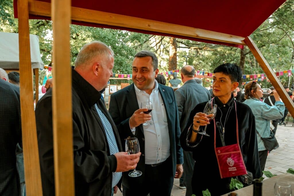 მარტვილმა „ღვინის დრეებს“ უმასპინძლა [ფოტო] - image 2