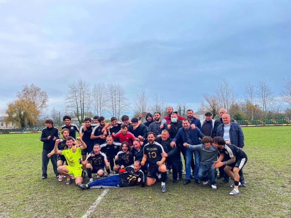 აბაშელი ფეხბურთელები პროფესიულ ლიგაში ითამაშებენ