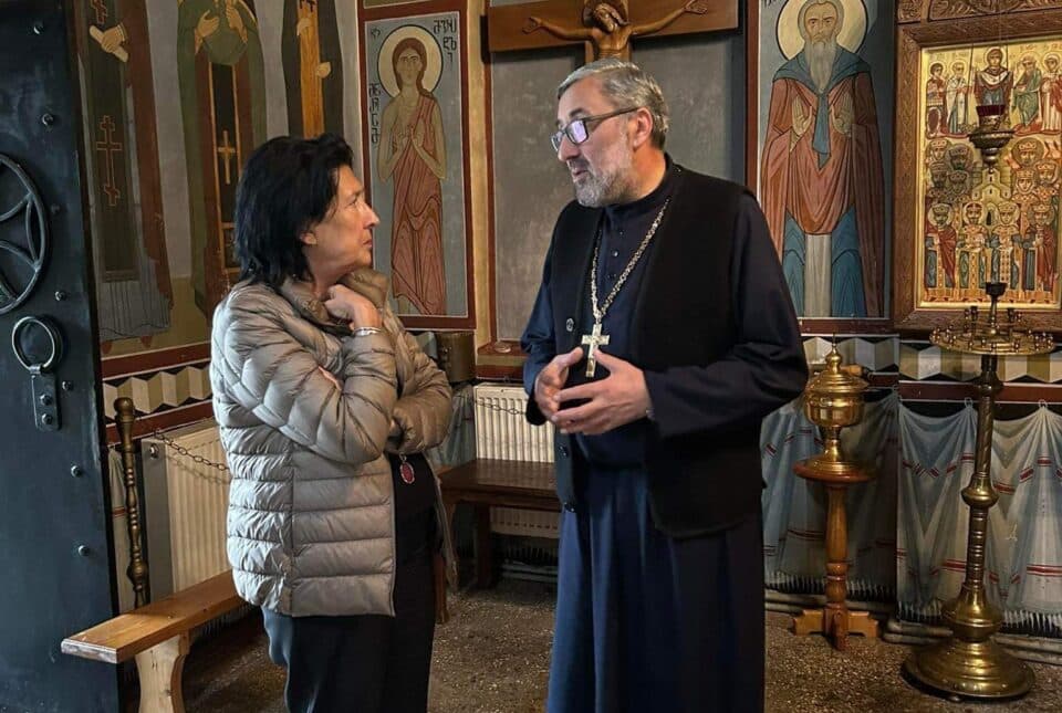 სად იმყოფებოდა პრეზიდენტი სამეგრელოში ვიზიტის ფარგლებში [ის რაც მედიამ არ იცოდა]