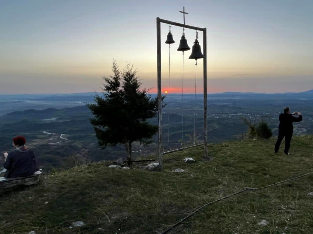 სად იმყოფებოდა პრეზიდენტი სამეგრელოში ვიზიტის ფარგლებში [ის რაც მედიამ არ იცოდა] - image 3