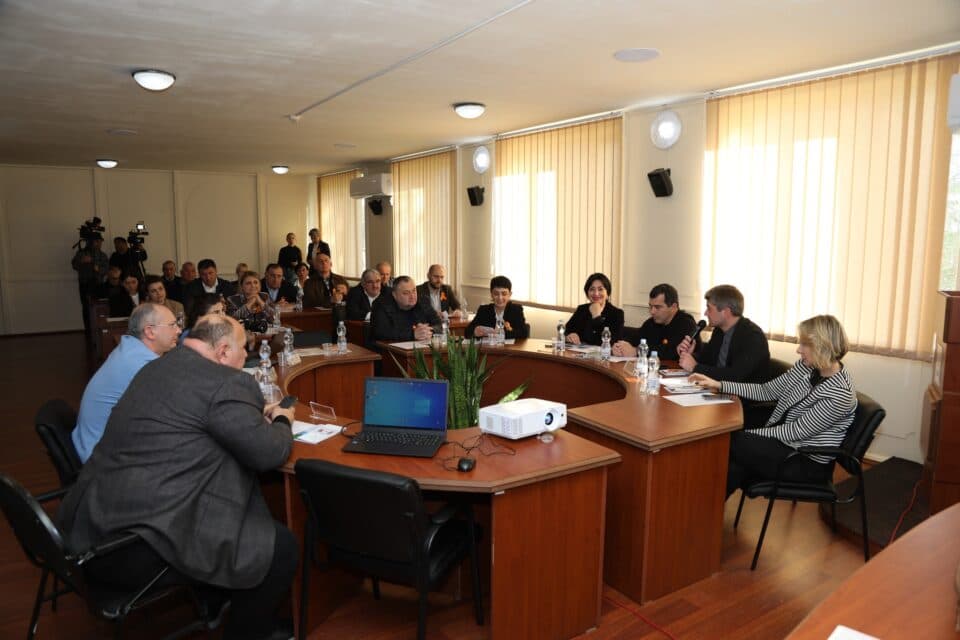 ნინო წილოსანი ხობში ძალადობის წინააღმდეგ ბრძოლის 16 დღიანი კამპანიის ფარგლებში ღონისძიებას დაესწრო