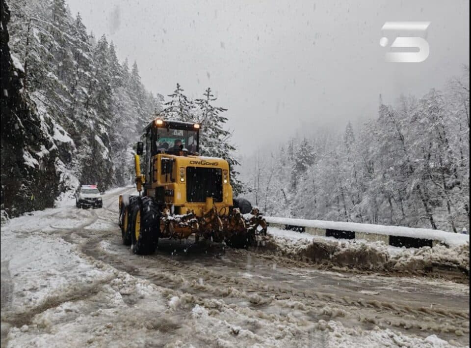 ხაიშთან მესტიის გზა ორმხრივად გაიხსნა