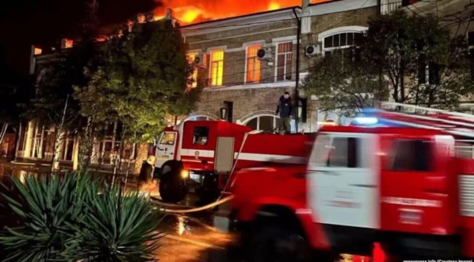 სოხუმში ცენტრალურ საგამოფენო დარბაზში გაჩენილი ხანძრის შედეგად 4 000-ზე მეტი ნამუშევარი განადგურდა