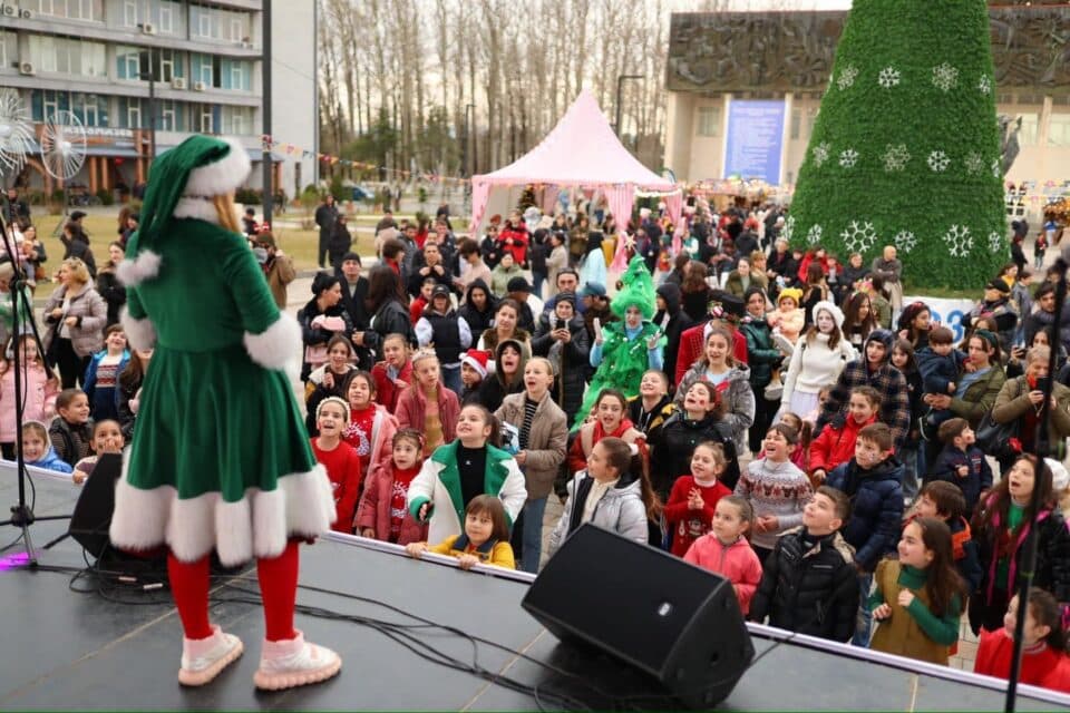 ახალი წლის დღეები ხობში