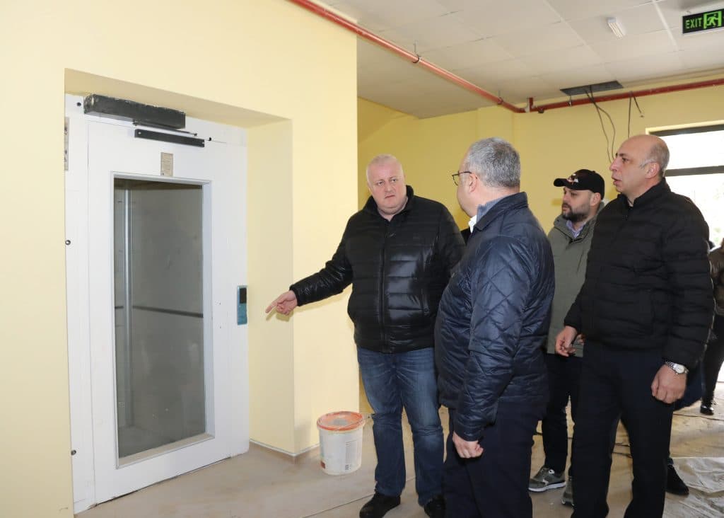 გიორგი გუგუჩია რუხსა და ლიაში საბავშო ბაღების მშენებლობის პროცესს გაეცნო - image 3