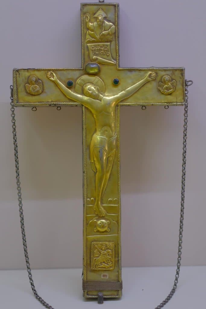 ფოტორეპორტაჟი დადიანების დედოფლისეული სასახლიდან - image 9