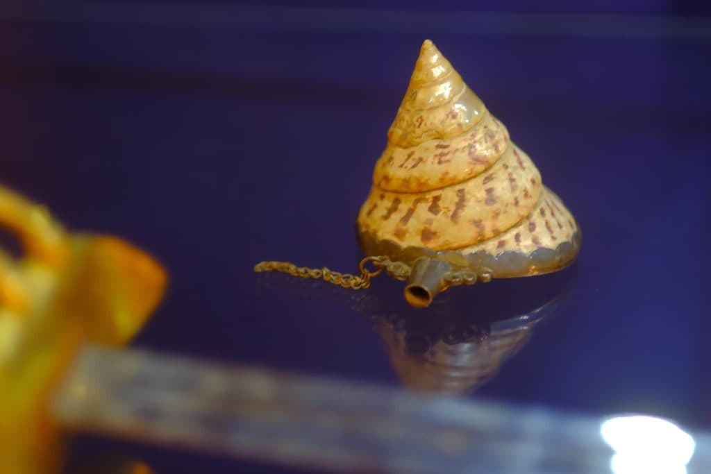 ფოტორეპორტაჟი დადიანების დედოფლისეული სასახლიდან - image 18