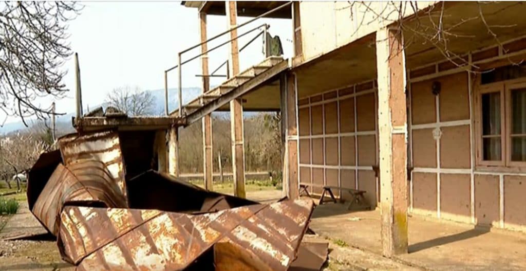 Წალენჯიხაში სტიქიით დაზარალებული მოსახლეობა კუთვნილ კომპენსაციას ითხოვს – რას პასუხობს ოპოზიციური მერია - image 2