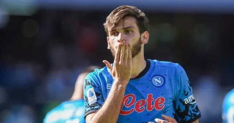 Fussballdaten: კვარათი ბაიერნი დაინტერესდა