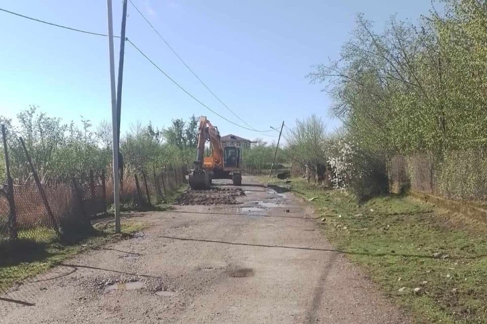 ეწერფერდში შიდა გზის რეაბილიტაცია მიმდინარეობს