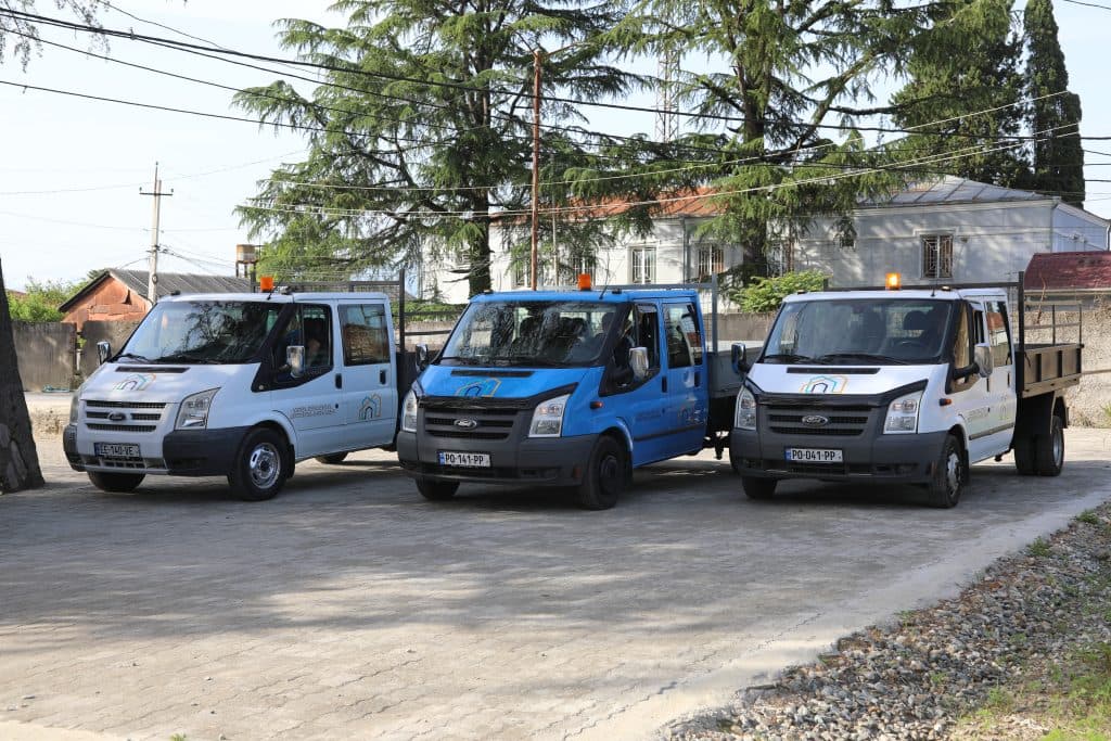 გუბერნატორი კეთილმოწყობის ცენტრის თანამშრომლებზე: ისინი განსაკუთრებულ მადლობას და მეტ თანადგომას იმსახურებენ - image 8