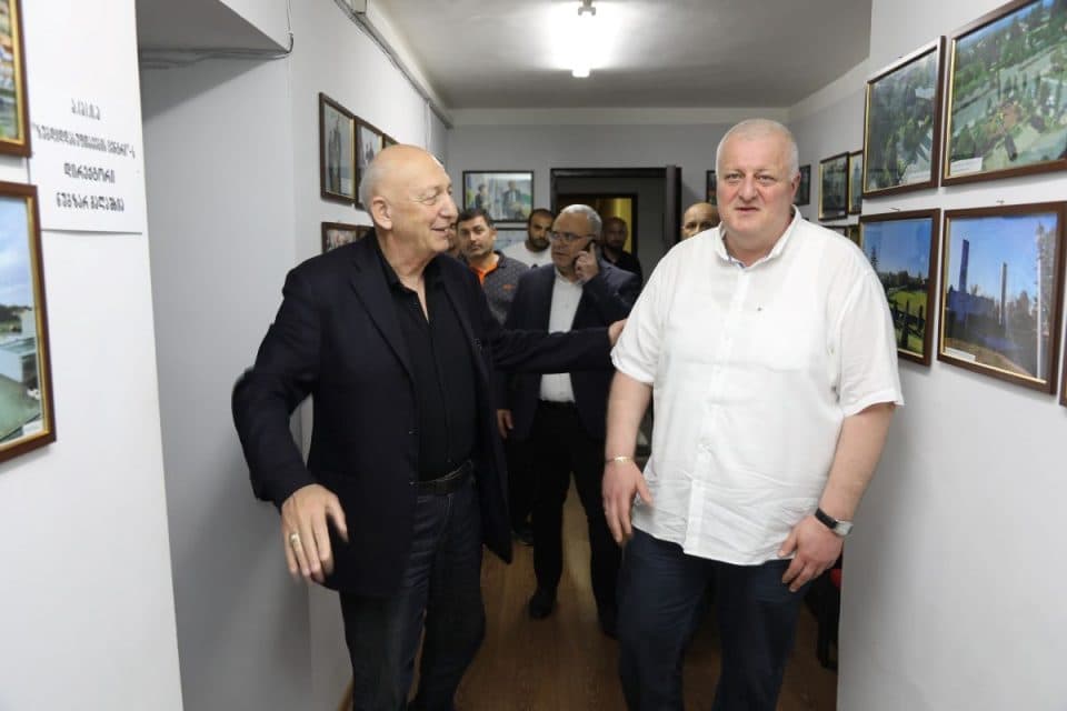 გუბერნატორი „ზუგდიდასუფთავების ცენტრის“ თანამშრომლებს შეხვდა