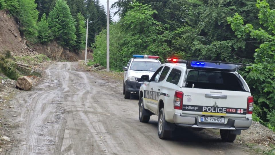 სვანეთში, სოფელ ეცერში ავტოავარიას 2 ძმა ემსხვერპლა